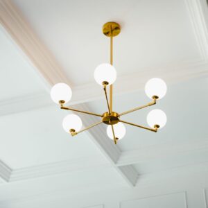 Goldene Hängelampe